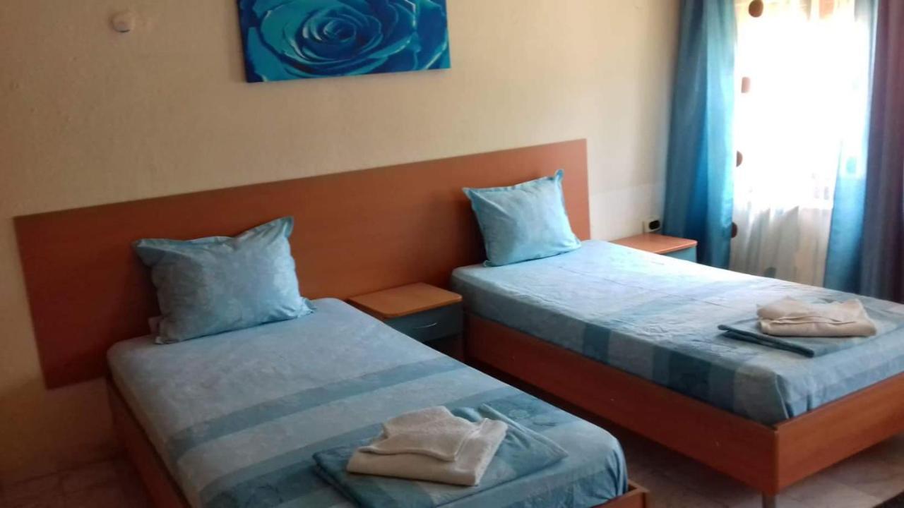 Hotel Iglika Jamboł Zewnętrze zdjęcie