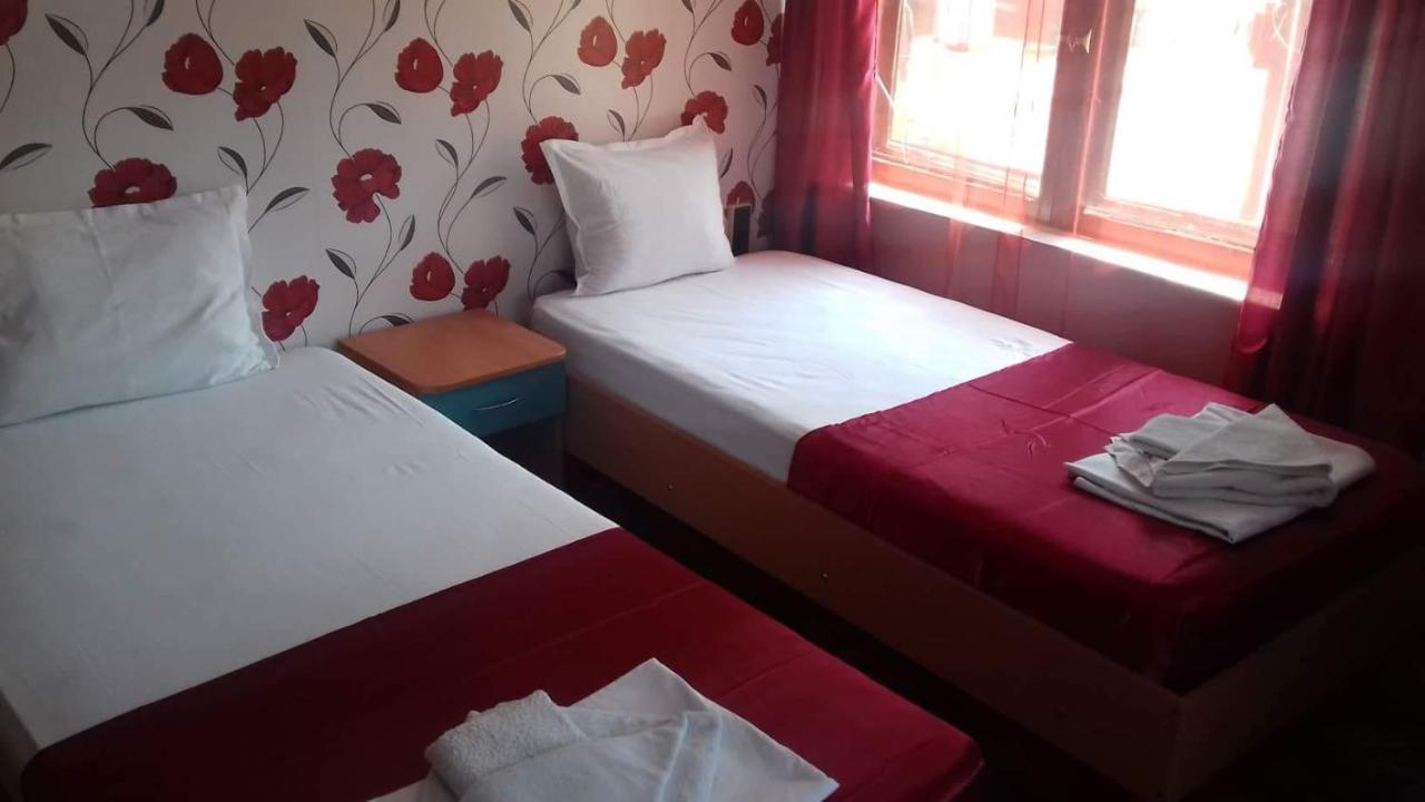 Hotel Iglika Jamboł Zewnętrze zdjęcie